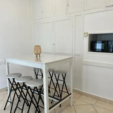 Maison - Jardin Aux Portes De Bordeaux 3* Cenon